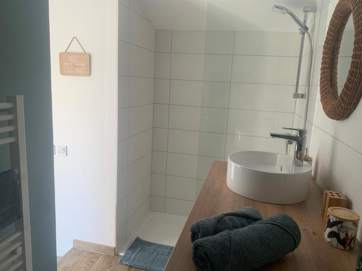 Gite Bambou Avec Piscine Saint-Andeol-le-Chateau Eksteriør billede